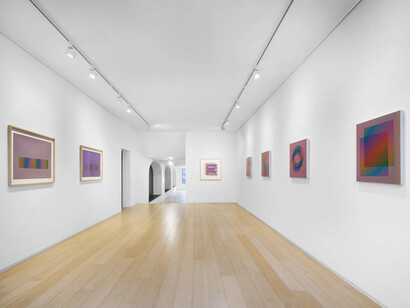 Carlos Cruz-Diez, Éditions, vue d'exposition. Avec l'aimable autorisation de la Galerie La Patinoire Royale Bach