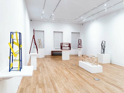 Willard Boepple, Paper, wood, and steel, exhibition view. Courtesy of Upsilon Gallery