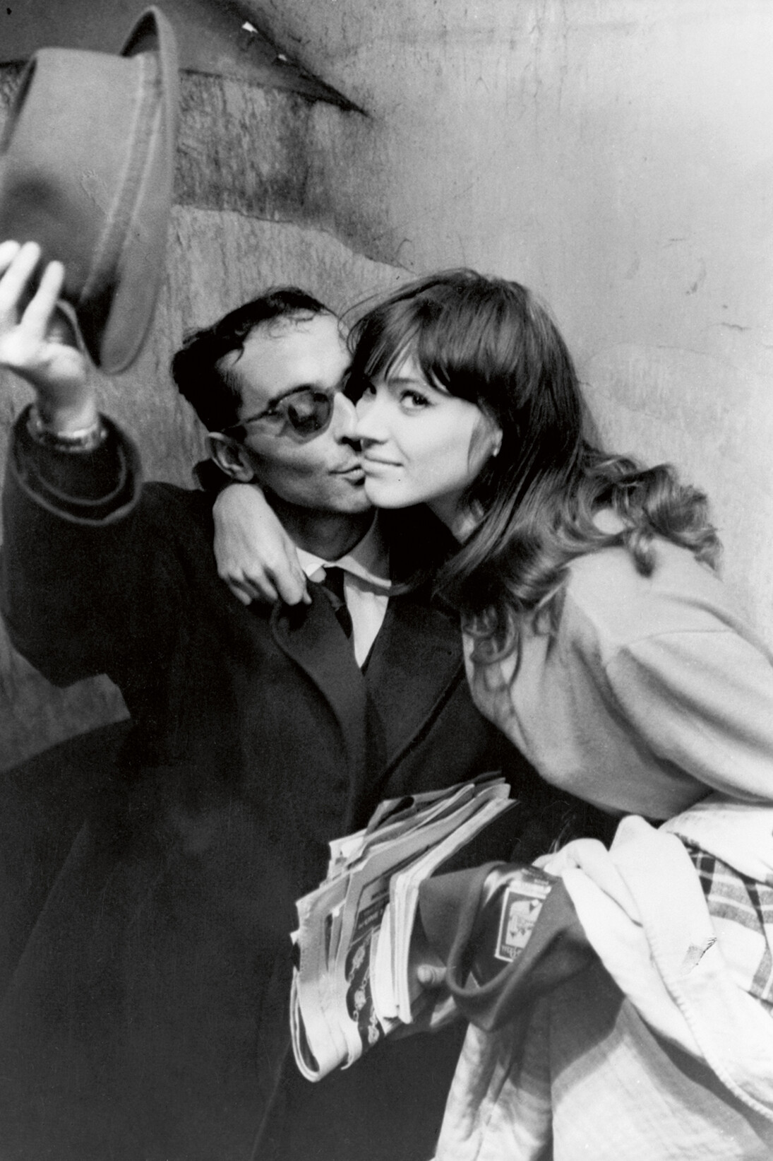 Raymond Cauchetier, Jean-Luc Goddard and Anna Karina, Une Femme est une Femme 1960. Copyright Raymond Cauchetier, Courtesy James
Hyman Gallery, London