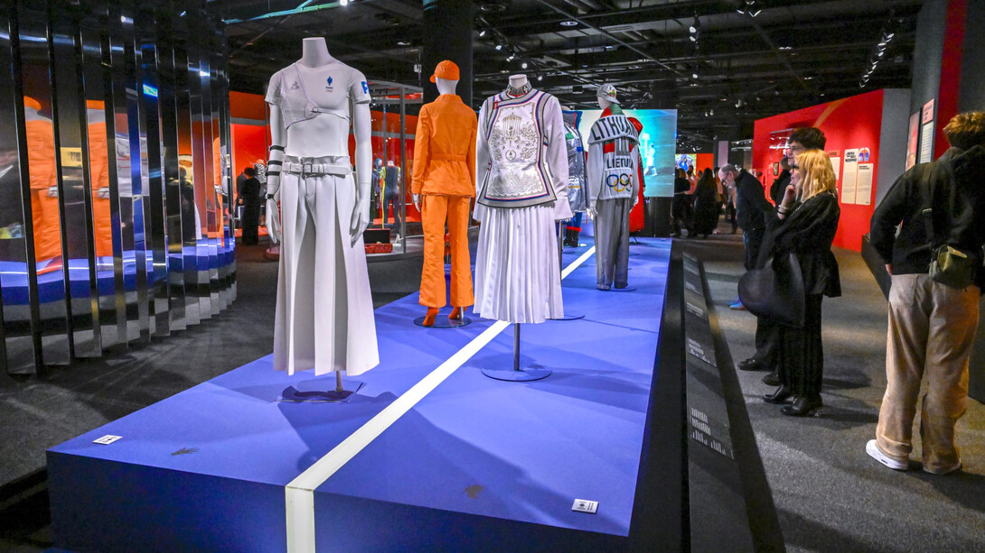 Mode et sport, vue de l’exposition. Avec l’aimable autorisation du Musée Olympique