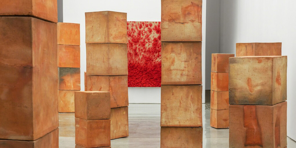 Bosco Sodi. Caryatides. Courtesy of Paul Kasmin Gallery