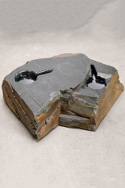 Alicja Kwade, Inner image (Finallyfound), 2019. Courtesy of the artist and Galleria Continua