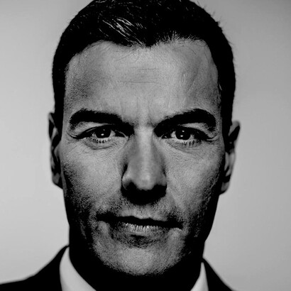 Foto de Pedro Sánchez del cartel electoral 