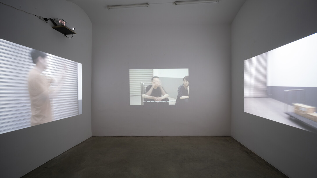 Ausstellungsansicht Johanna KANDL Stoff + Anna WITT Unboxing the Future, Christine König Galerie, Wien 2019
© Foto: Philipp Friedrich