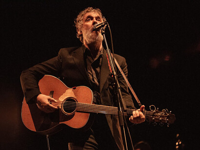 Live at Sidney Opera House è il primo disco dal vivo di Glen Hansard
