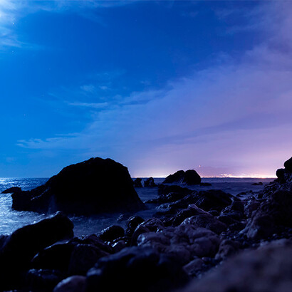 Mar e pedras. A brincar pela praia, mergulhar e navegar o mar