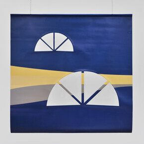 Liudvikas Buklys, Tent Windows, Best Friends, 2014, Tente, plastique, métal, Triptyque : 155 x 155 cm (chaque), Photo : Rebecca Fanuele, Courtesy galerie Cortex Athletico, Bordeaux-Paris