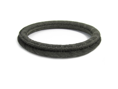 Nel Linssen, Grey Paper Necklace, courtesy of The Scottish Gallery