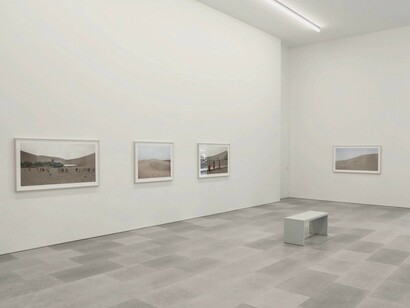 Wim Wenders, Nearby and far away. Photography, ausstellungsansicht. Mit freundlicher genehmigung der Bastian Gallery. Foto von Heiner Bastian