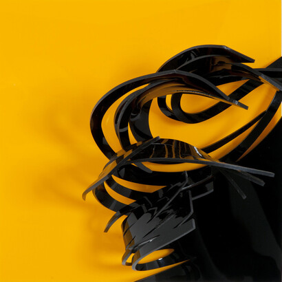 Francisco Martínez. Movimiento perpetuo. RPM 201414. 2014. Plexiglass moldeado. 24 x 24 x 12 cm