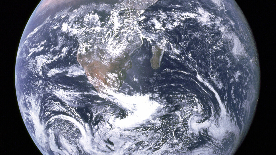 «La canica azul», célebre foto de la Tierra tomada desde el Apolo 17