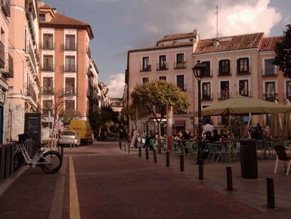In the heart of Madrid, each corner tells a story of migration and adaptation, as Latin American flavours infuse the local cuisine and vibrant street art colours the urban landscape