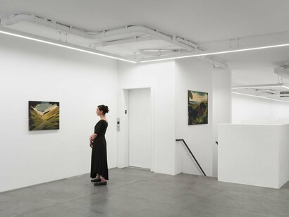 Megan Gabrielle Harris, All things held between, exhibition view. Courtesy of Anat Ebgi