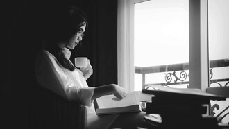 Cada vez que llegaba a su casa, Catalina me esperaba sentada en el sillón