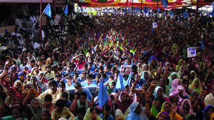 Narmada Bachao Andolan (Save Narmada Movement) rally, Badwani, 2005 - NAPM emerged from such movements @ Ashish Kothari