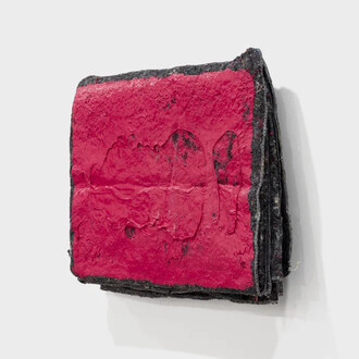 Carlos Bunga, Free standing painting # 61, 2023. Cortesia da Galeria Nara Roesler