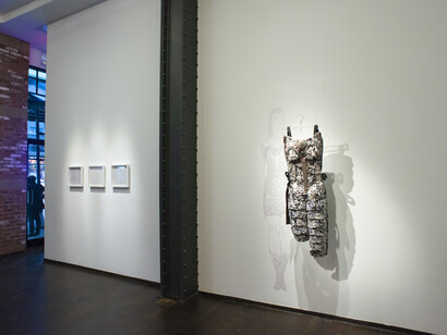 Left, Maren Hassinger, right, Linda Stein. Photo Courtesy of Eliza Birdie Piccininni and Pen + Brush Gallery