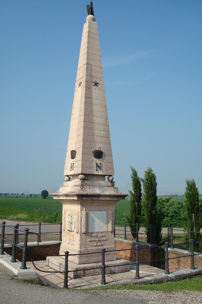 Obelisco napoleonico, Arcole, Italia