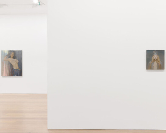 Lisa Yuskavage, Exhibition view. Courtesy of David Zwirner