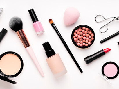 Clean beauty is the latest beauty buzzword that’s influencing purchasing decisions across the board