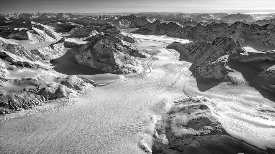Alex Joseph Hansen, Carroll glacier, looking south, Glacier bay national park and Prese. Courtesy of Panopticon Gallery