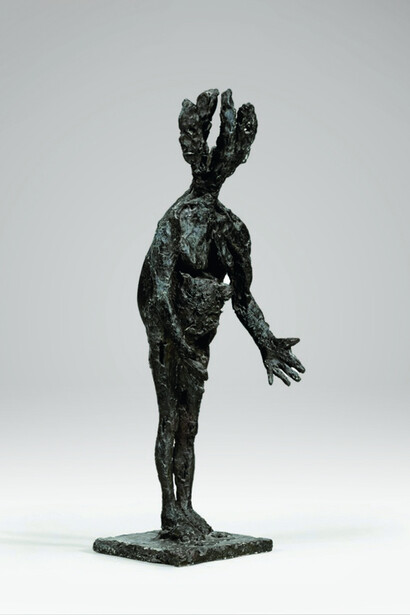 Sculptural dialogues. Courtesy of Galerie de la Béraudière