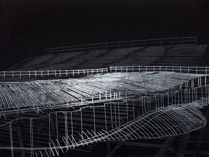 Julie Merriman, Construction VI, 2013, Carbon on
paper, 21 x 28cm