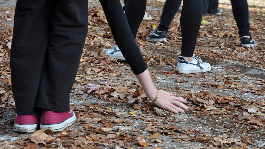  Quest’opera infatti, per incuria e disattenzione ha perso il suo antico splendore, oltre alle zone prive di tessere musive, non ha più il colore: è diventata un’opera in bianco e nero. Per segnare il nostro tempo non potevo trovare affinità più profonde