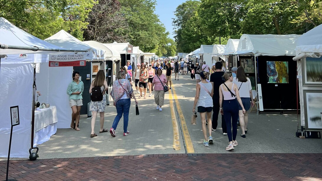 Geneva Arts Fair, past edition, exhibition view. Courtesy of Geneva Arts Fair 