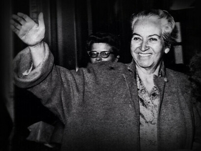 Gabriela Mistral (1889-1957) è stata una poetessa, diplomatica, insegnante e pedagoga cilena