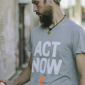 Viewer obsering work, Let There Be Light, Angelos, Hellenic Centre, April 2018. 