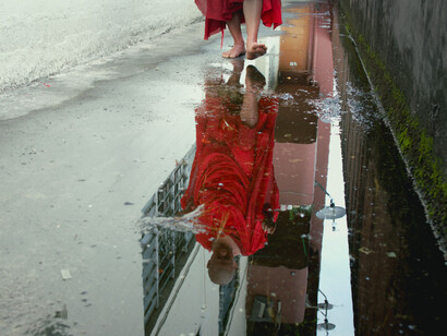 Tsai Ming-liang, Walking on water (photogramme), 2013. Avec l'aimable autorisation de S.M.A.K