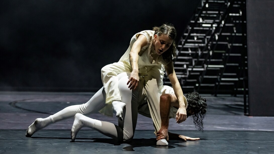 Una creazione di MiR Dance Company Gelsenkirchen, di cui Giuseppe Spota è direttore artistico dall’agosto del 2019 © Bettina Stoß