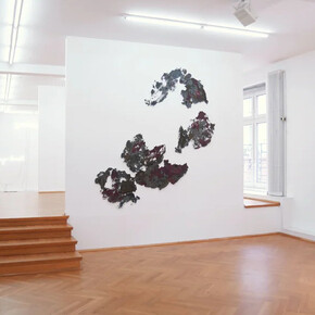 Various artists, The lines between, exhibition view. Courtesy of Bernhard Knaus Fine Art