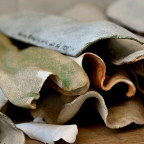 Ken Eastman, surface tests in the artist's studio, photo © Philip Sayer courtesy of Marsden Woo Gallery