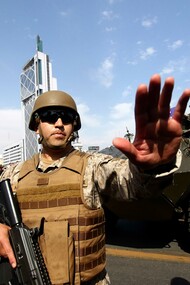 Piñera ha recurrido al ejército para sofocar las protestas