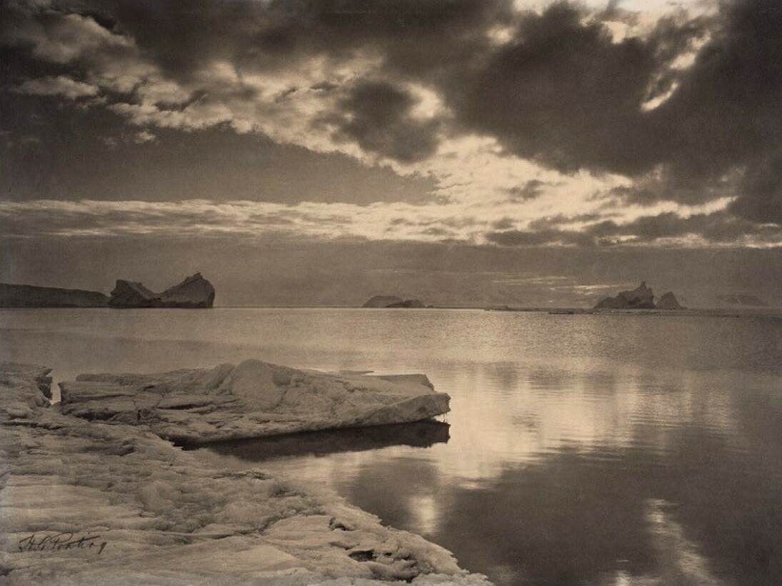 Black & White. Courtesy of The Fine Art Society