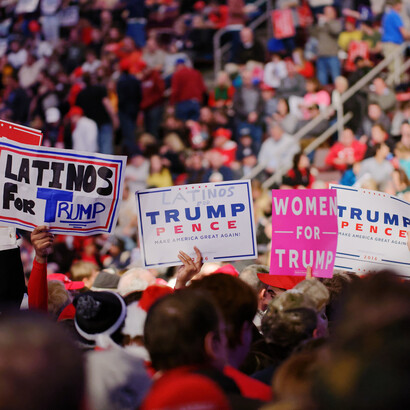 The crowd shows Trump's popularity in Hershey, Pennsylvania, USA