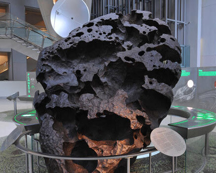 Dorothy and Lewis B. Cullman Hall of the Universe. Courtesy of American Museum of Natural History