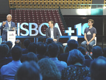 In 2018, the Web Summit witnessed a momentous occasion as a ceremony marked the announcement of a groundbreaking ten-year deal for the event to continue in Lisbon