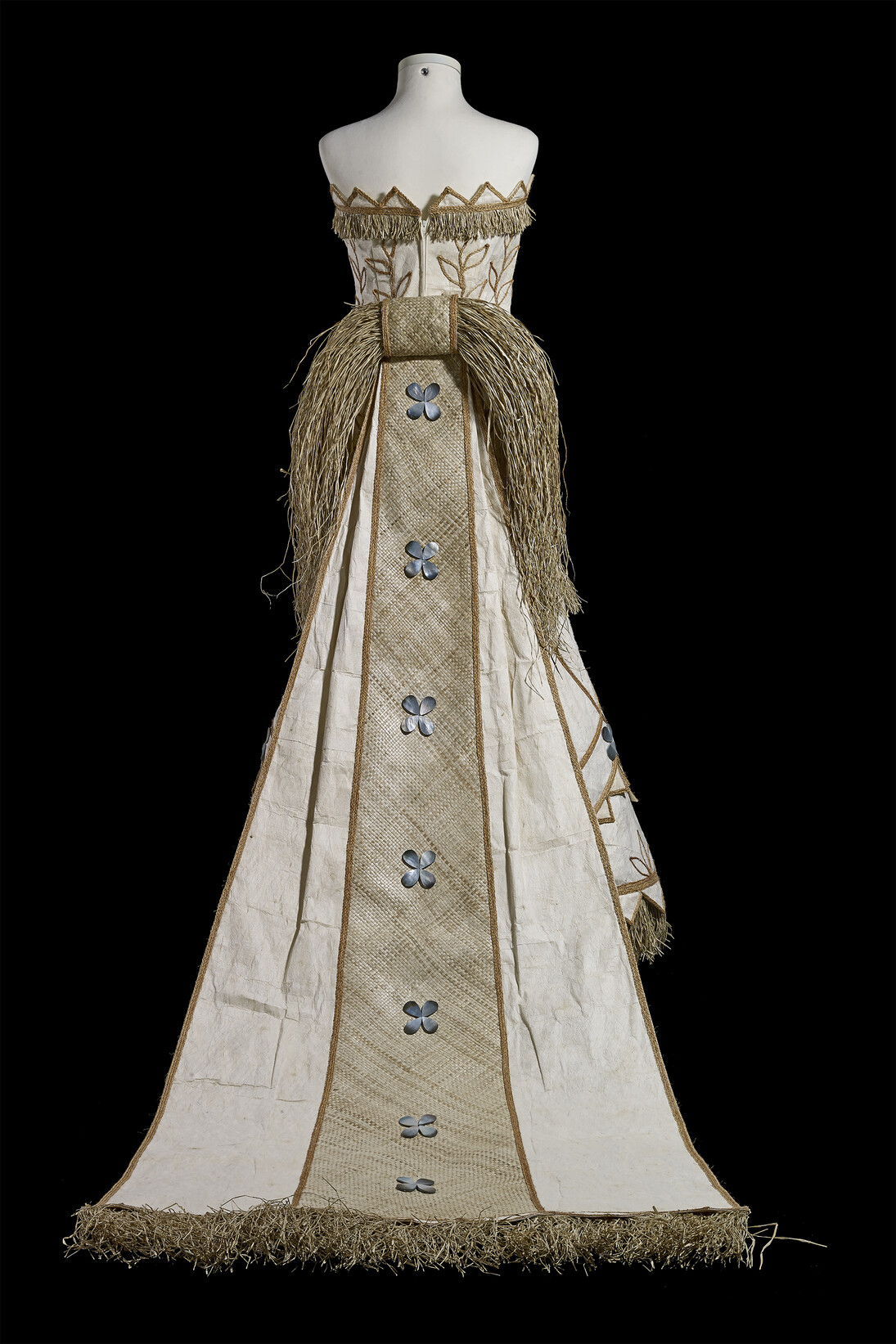 Barkcloth wedding dress by Samoan designer Paula Chan Cheuk, New Zealand, 2014, commissioned with support from the New Zealand Society UK and private donors © The Trustees of the British Museum