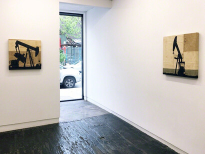 Giant. Courtesy of LMAKgallery 