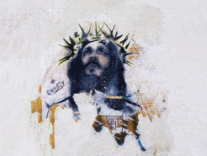 Gesù dipinto in un murales