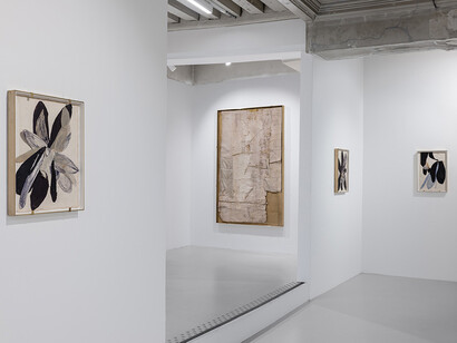 Berlinde De Bruyckere, Need, vue de l'exposition. Avec l'aimable autorisation de la Galleria Continua