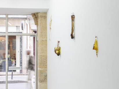 Christian Fogarolli, Mauvais corps, veduta della mostra. Per gentile concessione della Galleria Alberta Pane