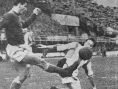 Azione di gioco durante la stagione 1955-1956
