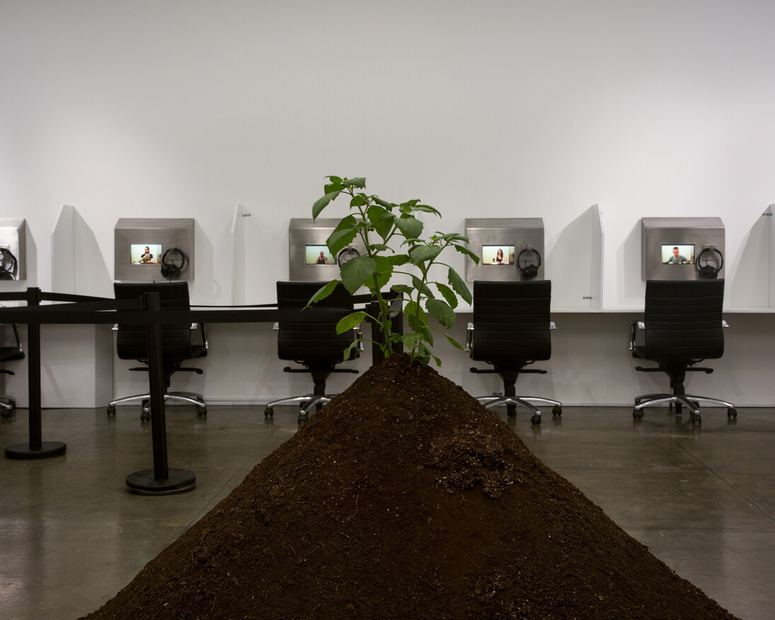 Lí Wei. Courtesy of Klein Sun Gallery 