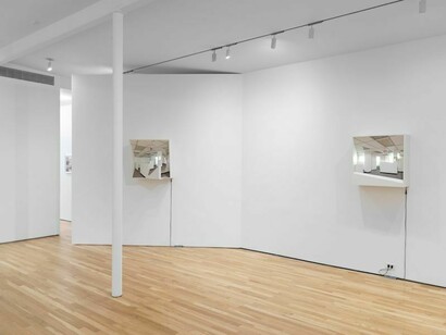 Meredith James, The exit, exhibition view. Courtesy of Marinaro 