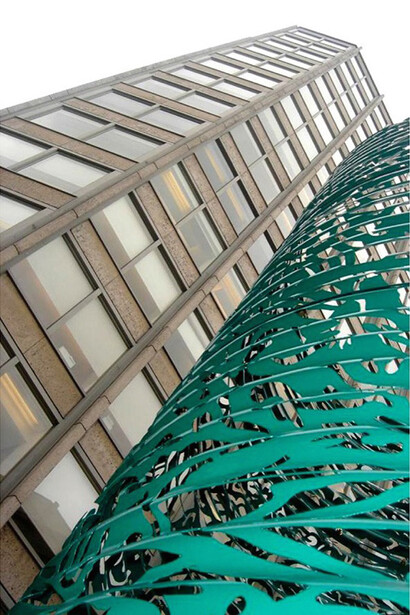 Karen Tang, Four Green Horsemen, 2006, Courtesy of the artist and Vitrine