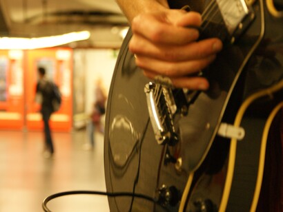 Madrid. Músico en el metro